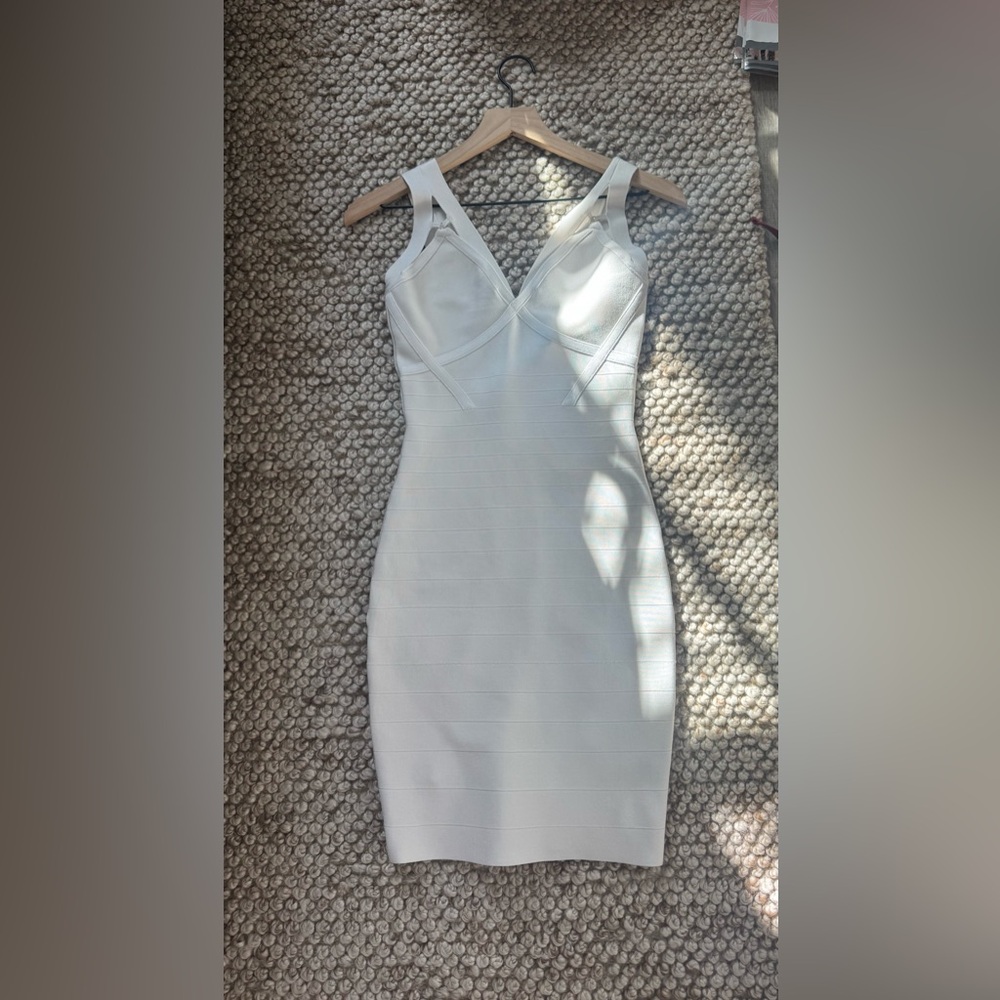 Marciano White Dress bandage🔥🔥🔥🔥 - Picture 4 of 16